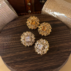 Roshan Studs