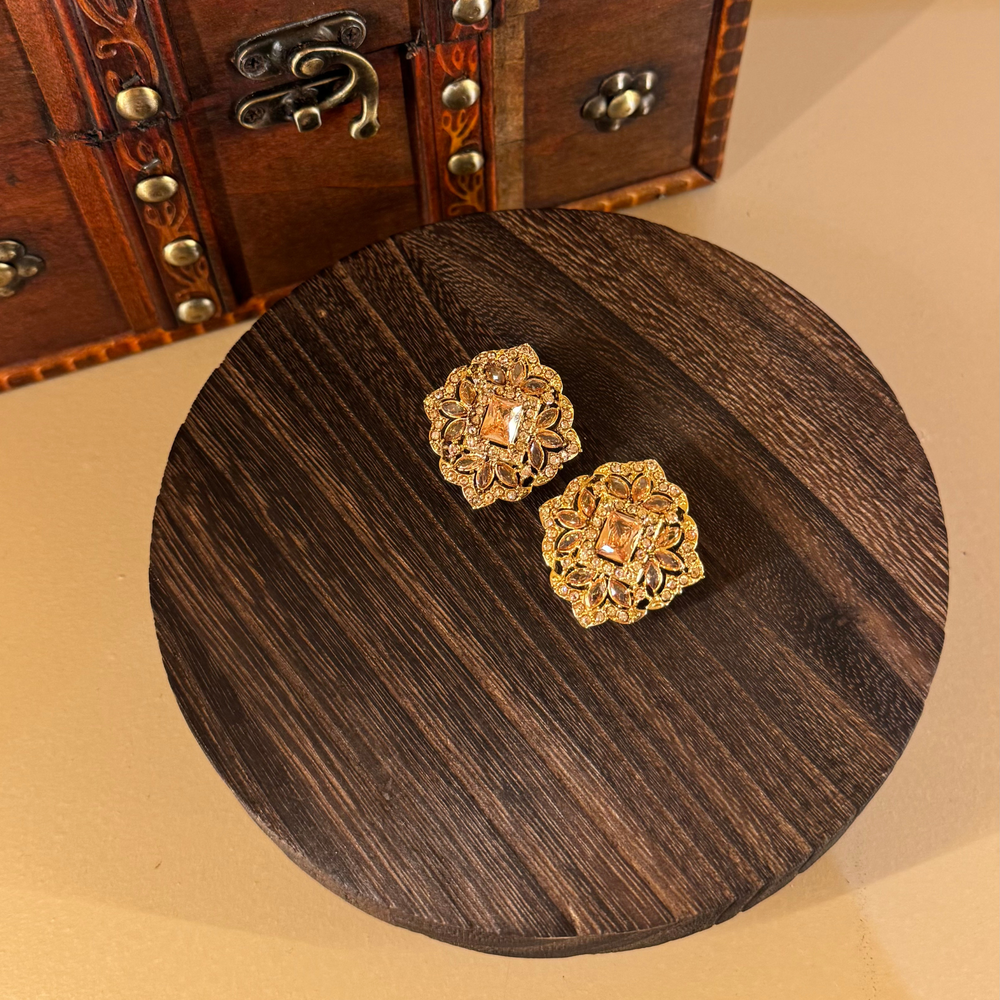 Zehra Studs